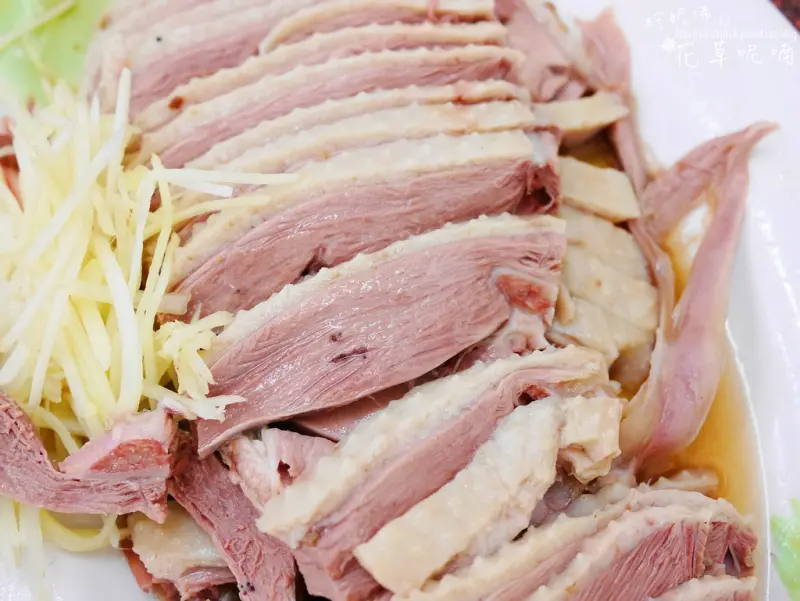 【嘉義-民雄鄉】「民雄鵝肉町」鵝肉鮮嫩多汁，價格實惠份量大，近民雄火車站