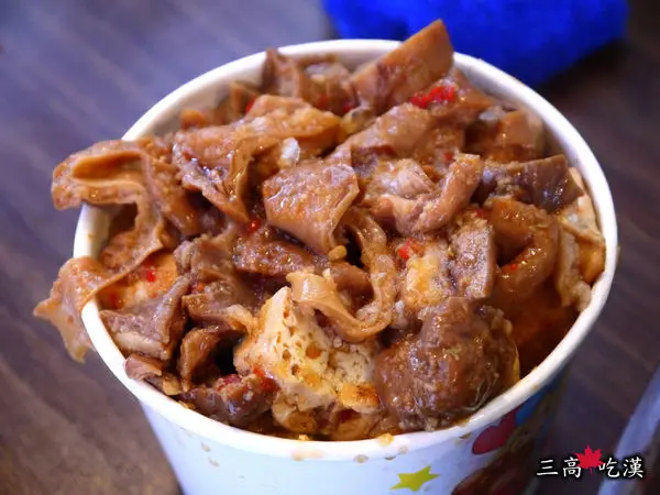 [桐花食記] 苗栗三義－勝興車站走一走~老鐵馬手工臭豆腐、勝興好味道香腸