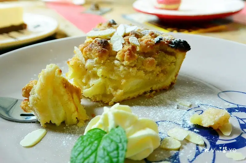 台北松山區 捷運中山國中站 穿越九千公里交給你洗衣咖啡館 甜點 輕食 