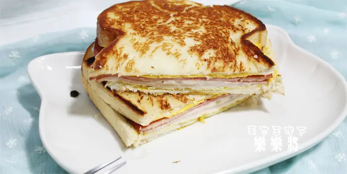 宅配讚美食◎--樂樂將異國風味料理.來自高雄的熱樂煎爆漿乳酪三明治