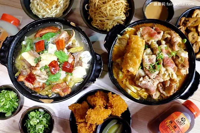 台中火鍋 | 那個鍋逢甲總本舖。開店人潮擠滿滿、不排隊吃不到，麻辣鍋只要188，還附白飯、麵線讓你無限吃到飽！