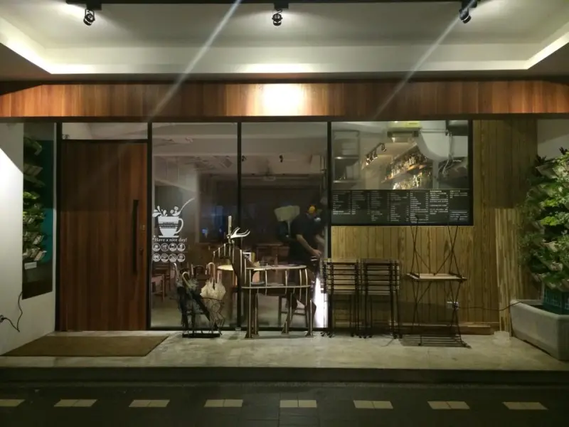 夢羅美式漢堡餐廳..世足開打中~~