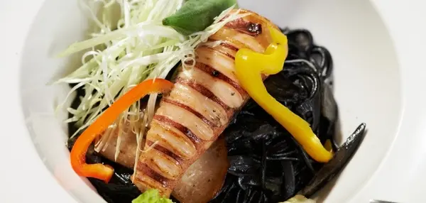 荷俚特咖啡-新興區中山一路22之1號