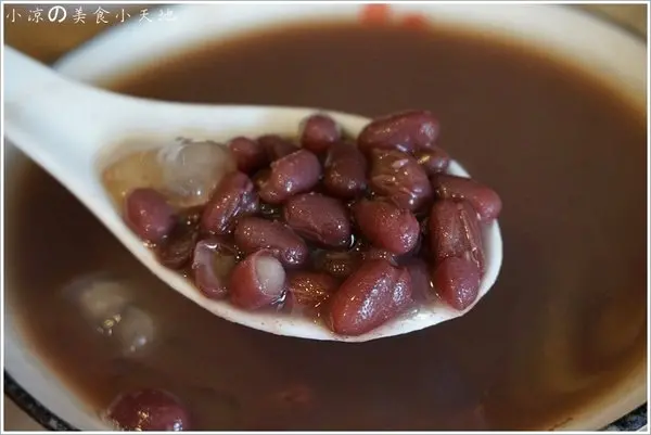 『台中。西區』三圓古早味綠豆湯║銅板美食。每日新鮮現煮無人工添加物║