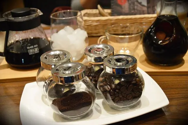 徠一咖啡~~信義安和站港式茶餐廳．品味港式美食和優質咖啡的好地方