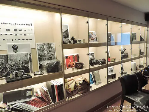 食記。台北★［窩客島邀約］徠一咖啡，道地港式美食配上整面的萊卡相機櫥窗櫃