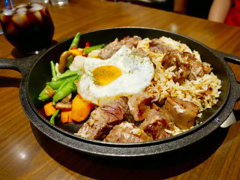 [台北大安] 不要再港式飲茶了 ! 徠一咖啡道地的香港精緻港點套餐讓老饕可以品嚐到正宗的港式美食(愛評體驗券)