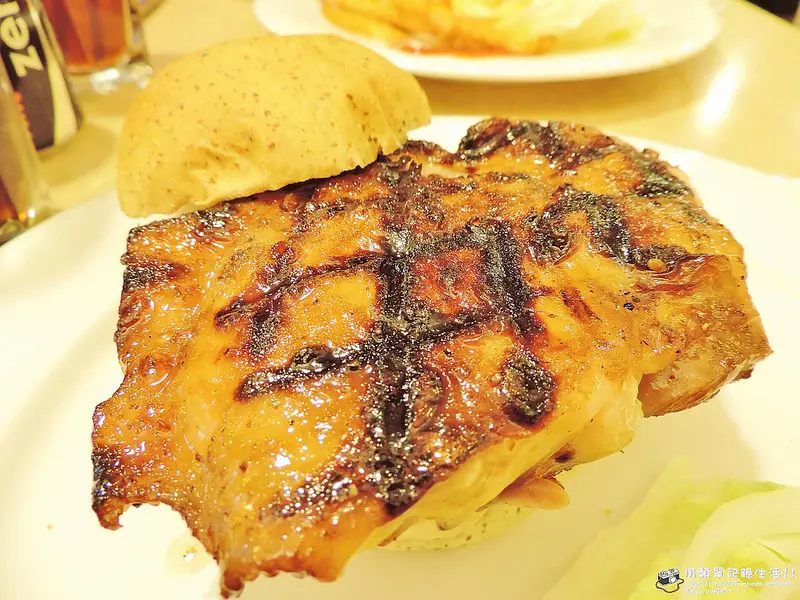 食記。台北★松山文創園區附近PHAT Burger 台式口味漢堡超出你對漢堡的原始印象