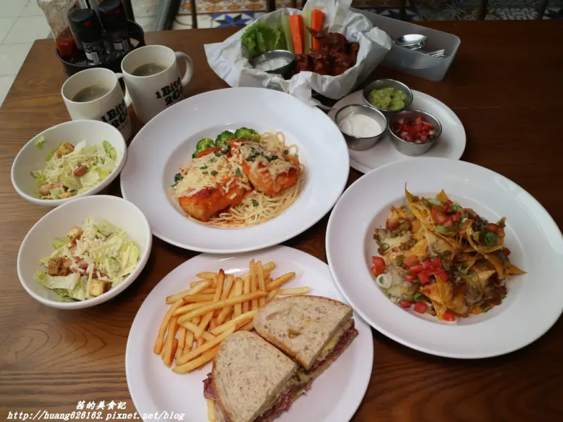 【台北信義區】台北信義區美式餐廳『1Bite2Go Café & Deli』紐約風格美式餐廳/台北101捷運站