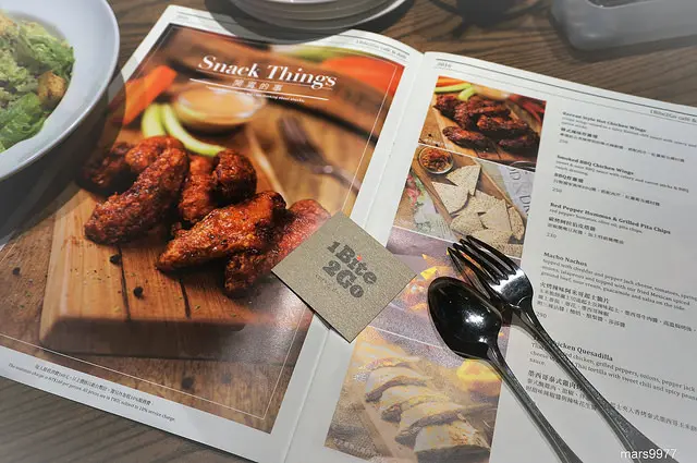 【台北】1Bite2Go Cafe & Deli美式餐廳(信義店)：簡單、輕食、自在空間的美式料理享受