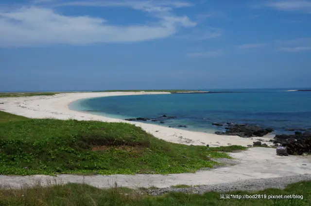 【澎湖吉貝】環島美景盡收眼底，藍天、白雲、草地、大海、沙灘！