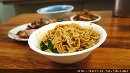 再訪令人回味的四醬麵 滷味也是必點的啦-老麵店@捷運圓山站@捷運大橋頭站