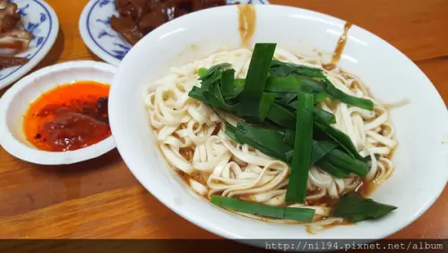 《小吃》大同圓山。老麵店