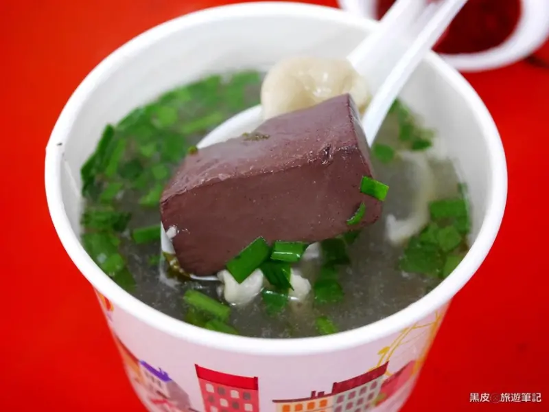 台東。卑南美食│卑南豬血湯.網路人氣美食.味道上真的見仁見智.卑南肉包絕對是必吃