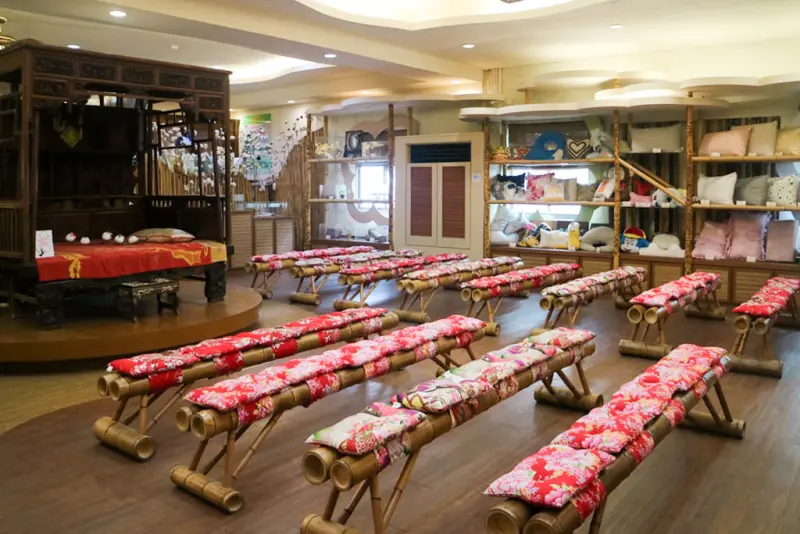 【南投竹山】采棉居寢飾觀光工廠 免門票 測試你的枕頭躺對了嗎 親子DIY