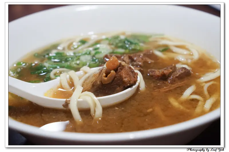 【台北】七十二牛肉麵。紅燒、清燉牛肉麵