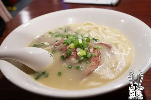 
【台菜】台北中正 七十二牛肉麵 超濃郁牛骨湯頭 熬煮七十二小時 限量80碗
