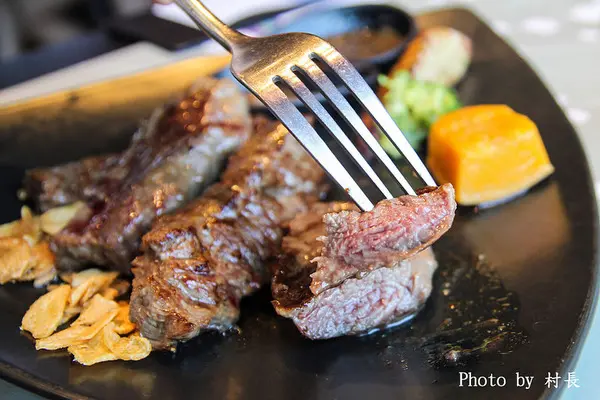 【食記】｛高雄。前鎮區｝夢時代陶板屋        
      