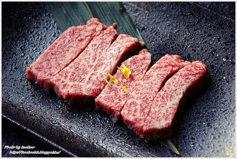 【高雄】左營區。迷霧和牛燒肉 （窩客島試吃）