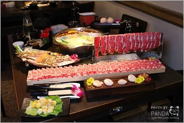 龜山｜鍋之舞頂級麻辣鴛鴦鍋(林口店)．食材高級肉量升級值得讓你回味美味鍋底