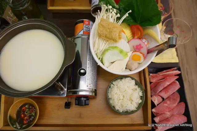 【台中東海】布諾花園－二訪，牛奶鍋還不錯，但請不要加湯，還是推薦義大利麵（６月底前第二套半價）