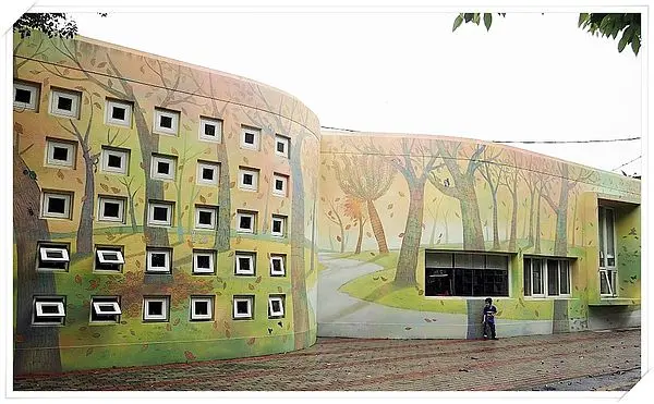 【遊】【彰化】村東國小圖書館．幸福繪本圖書館