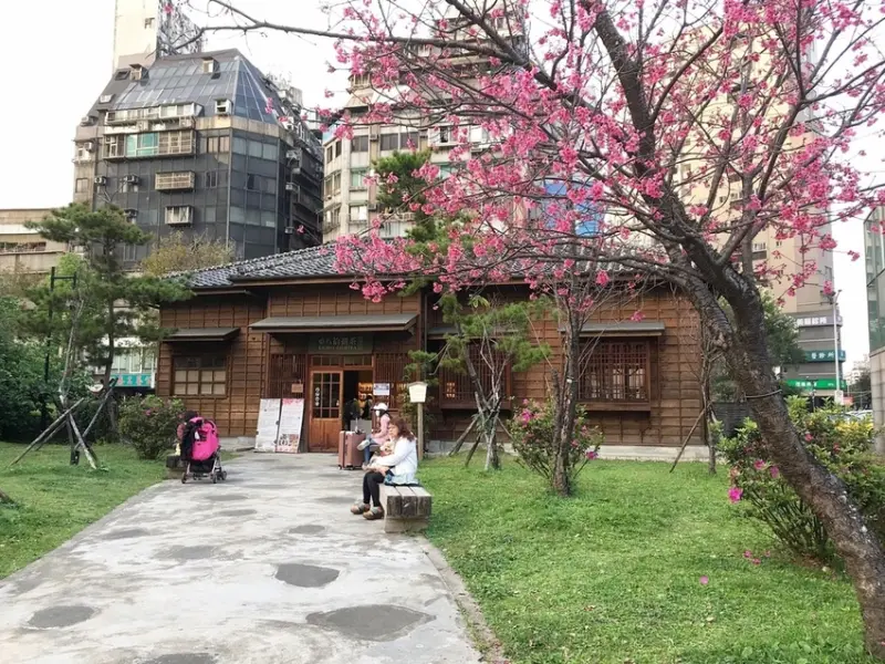 台北 萬華 八拾捌茶輪番所~日式老房喝好茶。輕素食