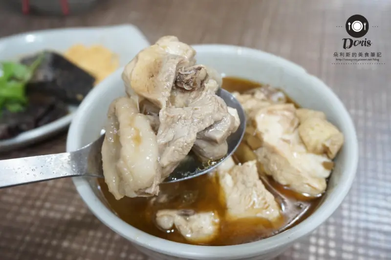 ♚食記♚台北中山 麻油雞湯 麻油腰只湯 麻油豬心湯 麻油鮮魚湯 麻油豬肝湯 腰只清湯 蚵仔清湯 下水清湯 米血糕清湯 人參雞 四物雞 香菇雞 當歸豬腳 麻油乾麵線 麻醬麵 冬季補品 冬天必吃 捷運中山