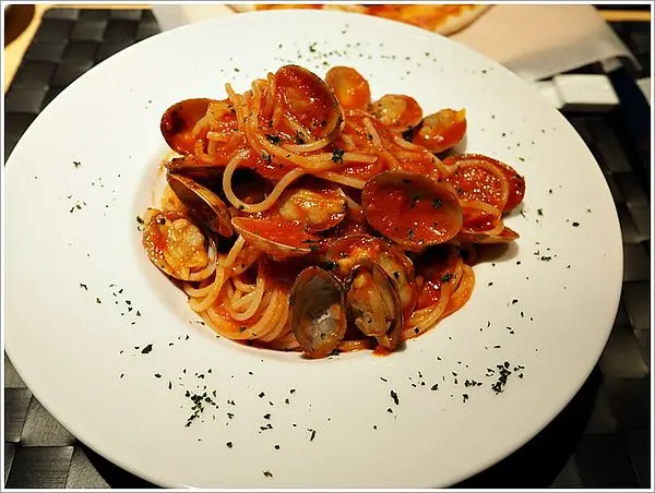 【食】【台北】〈窩客島邀約〉來自日本的Hoop DINING~多元義式料理(近捷運中山站)