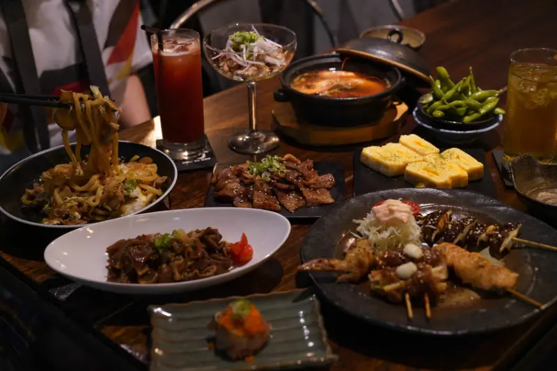 【台北美食】一号基地 炭火食堂 ダイニングバー｜忠孝敦化｜東區燒烤｜