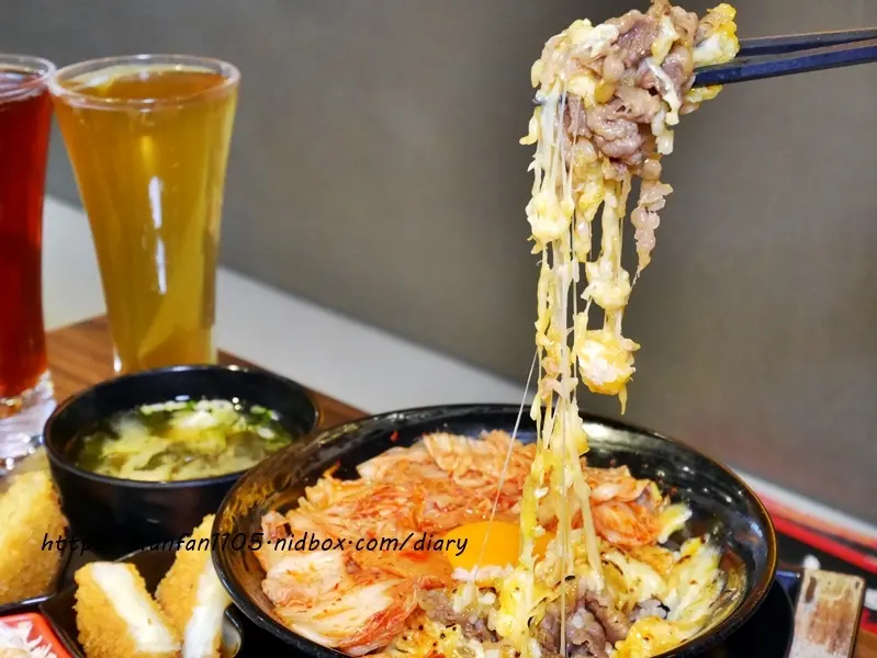 【台北美食】新丼 #起司瀑布 #無敵炸豬排 27種平價高cp值丼飯，只要$120元起