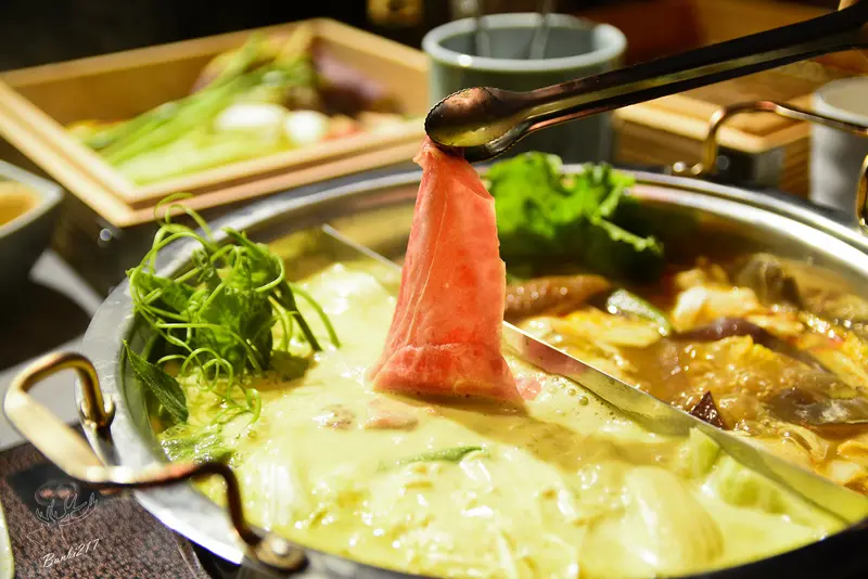 [台北松山區.捷運南京東路]藍象廷泰鍋,泰式火鍋吃到飽、泰式牛小排鮮蔬蒸籠、慶城街一號美食(邀約)