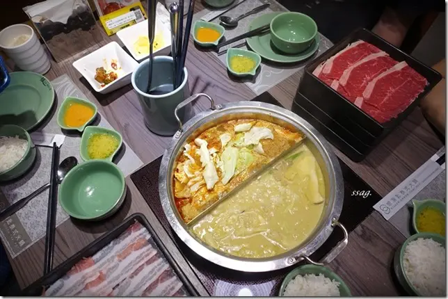【台南】銀湯匙泰式火鍋吃到飽 ღ 青醬咖哩超讚