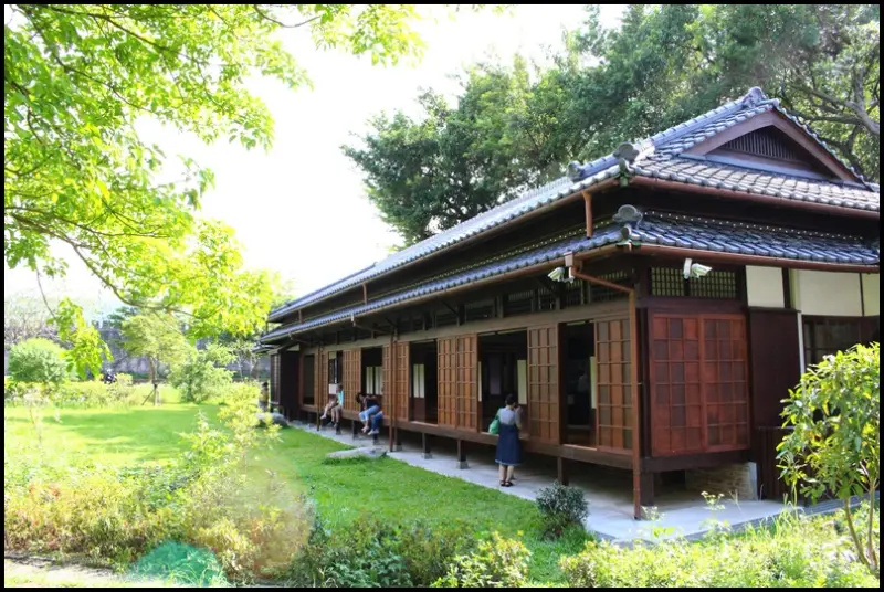 台北景點：紀州庵（紀州庵文學森林）～搭捷運就可以到的日式風老屋