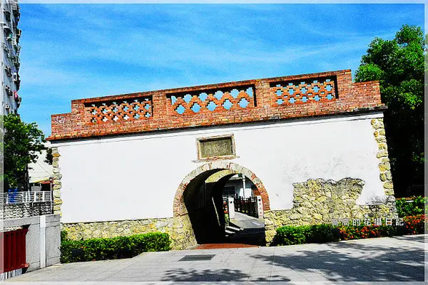 【高雄】鳳山區。東便門 東福橋 東福祠        
      