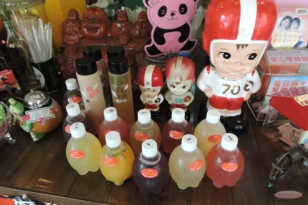 清涼消暑 天然ㄟ尚好~「富香屋」古早味手工汽水.茶飲！