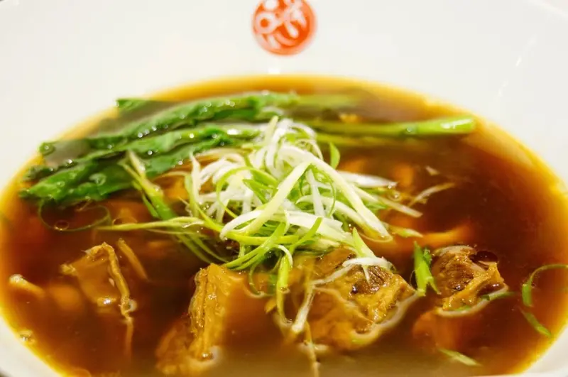 國際牛肉麵節季軍，精緻牛肉麵 [ 品川蘭 ]窩客島邀約