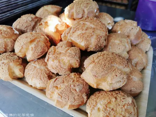 【高雄-左營區】米格泡芙專賣店｜近蓮池潭