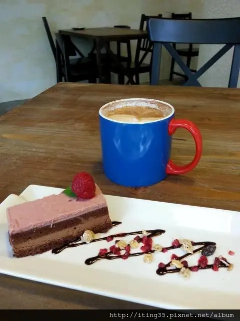 【板橋】轉角遇見淡淡北歐風~有樂咖啡