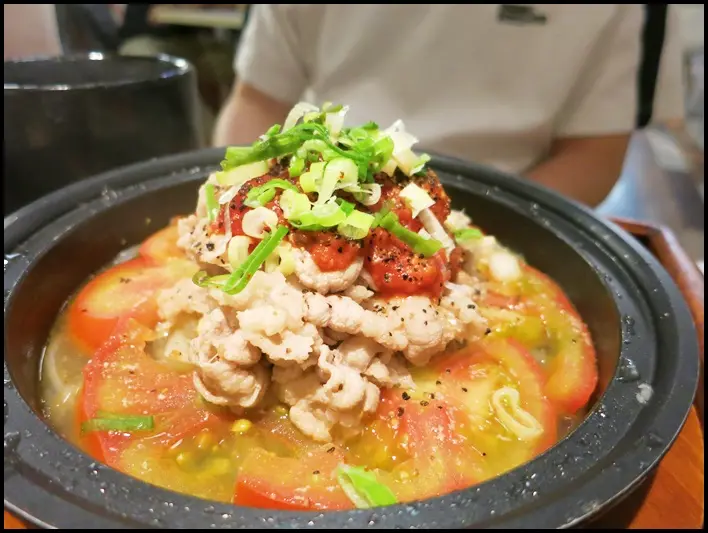 台北車站k區誠品地下街美食：moshi手作鍋~乍暖還寒來吃溫暖小火鍋