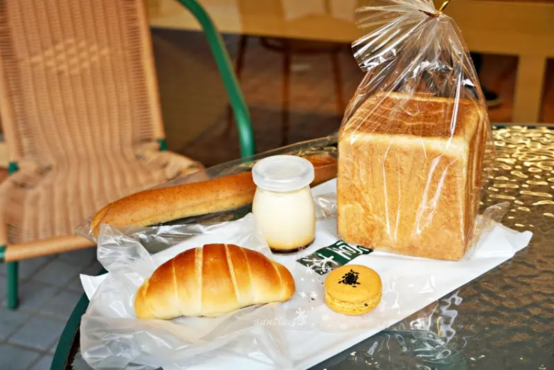 吳寶春師傅的麵包店 堂本麵包店 必買伯爵奶茶棒昭和吐司  小巷弄美味麵包店
