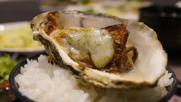 台中。燄 平價鐵板燒!廣島珍珠生蠔100元  好食推薦