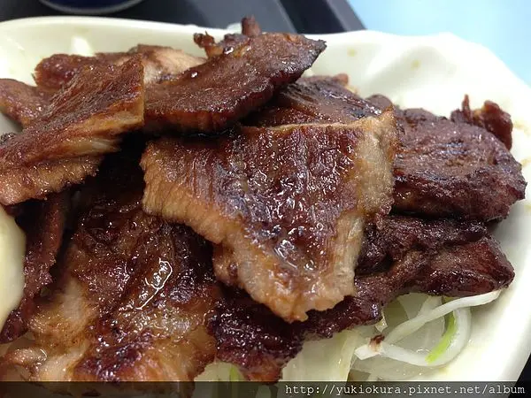 【食。台灣味】台中-老味道烤肉沙拉飯-誤打誤撞的美味