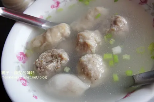 [美食] 彰化鹿港。漢彬水晶餃：鹹香有料綜合餃