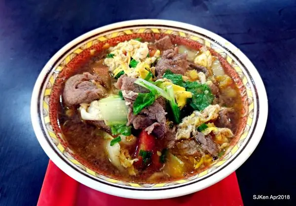 二訪南門市場「合歡刀削麵館」--- 番茄煮牛肉麵烹調手法與美味一級棒!