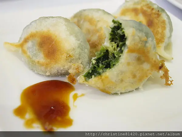 [台北-信義區] 柳川庵素的食堂。象山捷運站素食。大阪燒煎餃壽司