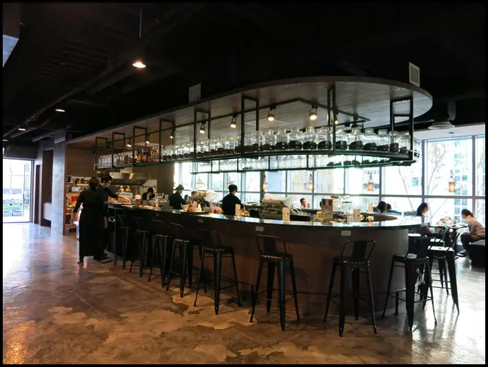 內湖．瑞光路美食：湛盧咖啡瑞光店～低調質感風格咖啡