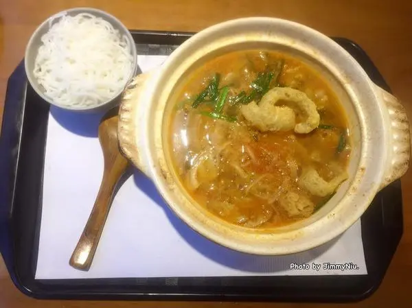 【北市►捷運國父紀念館站】云滇 (光復店) ∣♥∣ 道地的雲南過橋米線 + 層層外皮破酥包