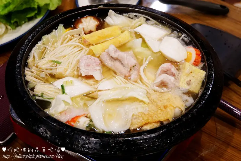 【高雄-鼓山區】鼎川石頭火鍋：令人懷念的味道（附有兒童遊戲區）