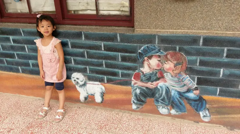 「小惡魔玩樂去」435藝文特區＆玩具博物館＆新月橋＆新月天地